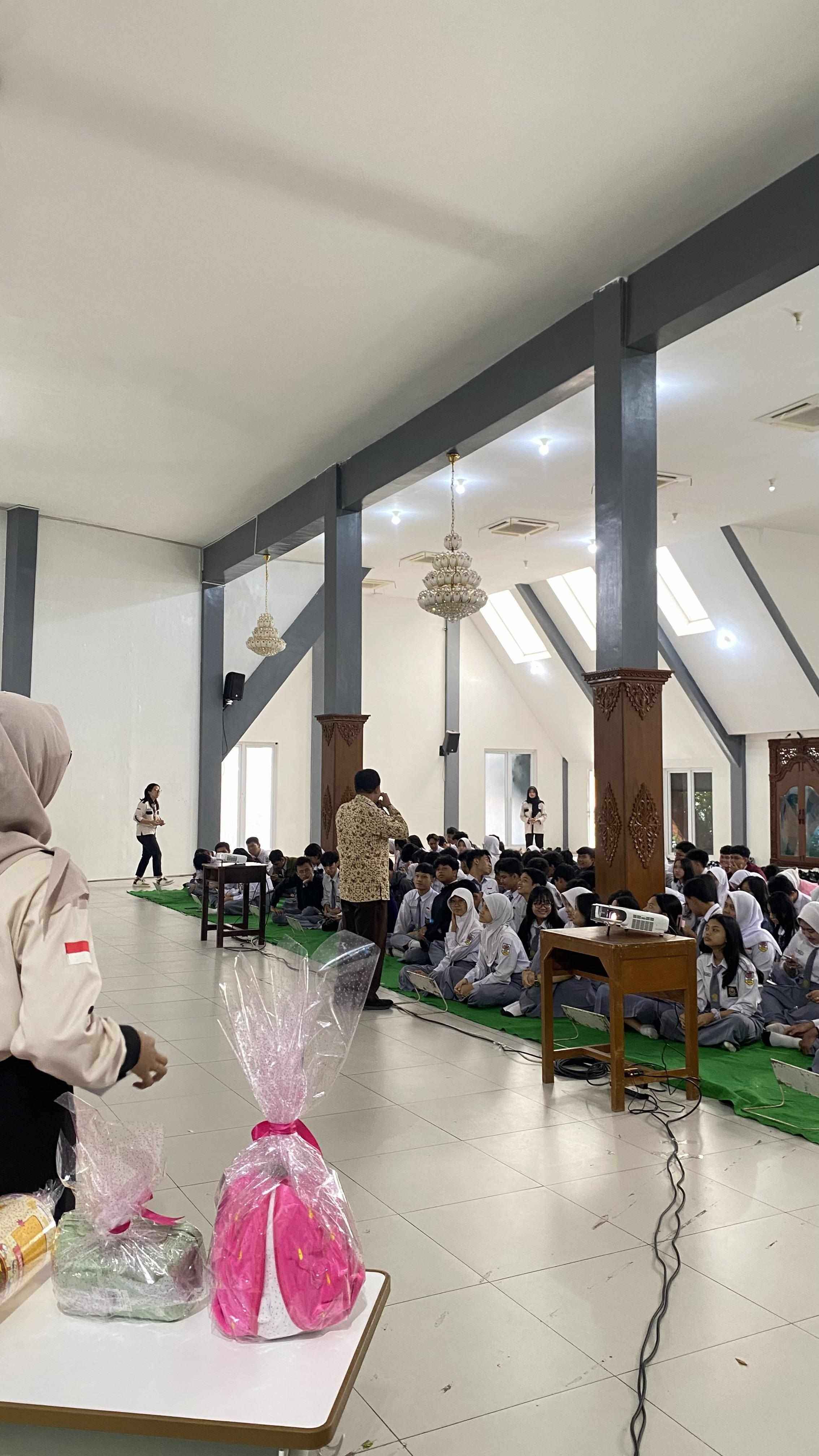 HMBI Goes to School 2025